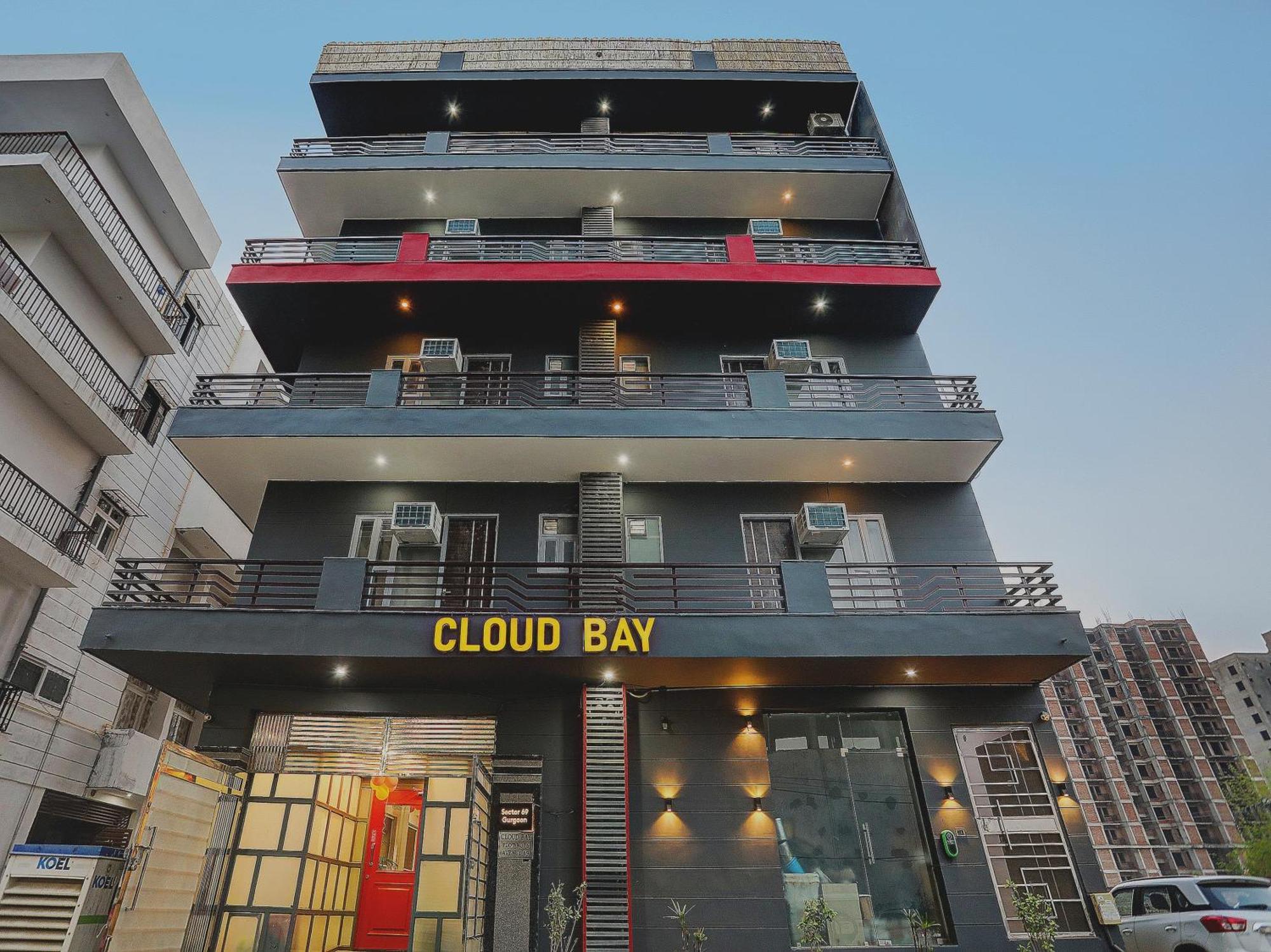 Отель Super Townhouse Cloud Bay, Near Genpact, Sector-69, Гургаон Экстерьер фото